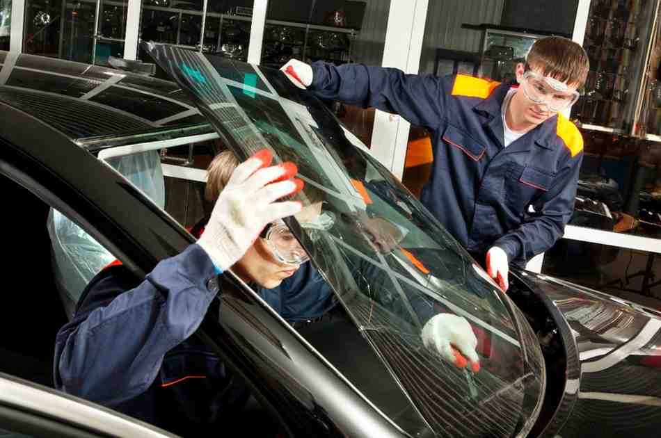Windshield Repair Valencia CA - Get Trusted Auto Glass Repair and Replacement Solutions with Santa Clarita Auto Glass Repair